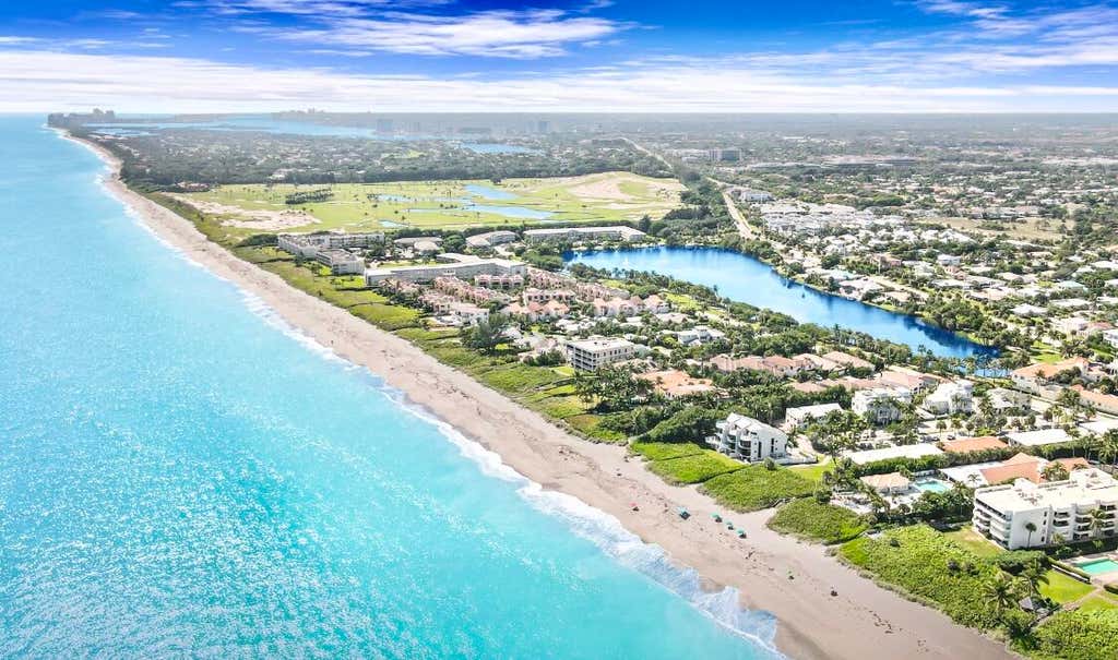 Photo of 401 S Seas Drive #203, Jupiter, FL 33477 (MLS # B26045582)