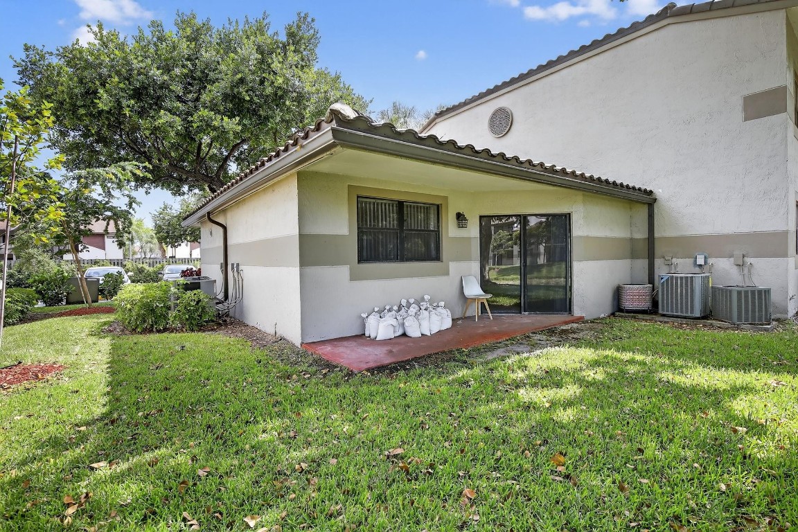 VILLAS DE VENEZIA CONDO - Residential