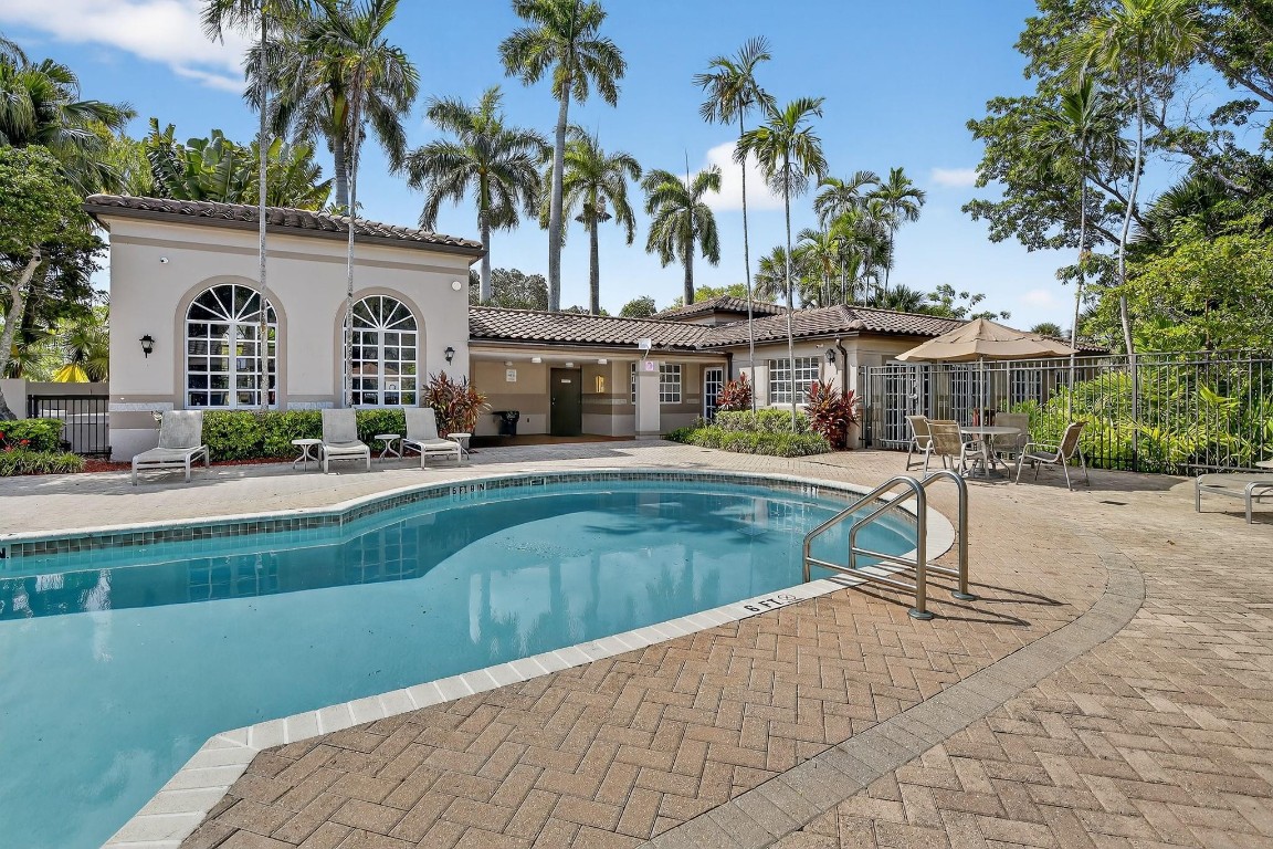 VILLAS DE VENEZIA CONDO - Residential