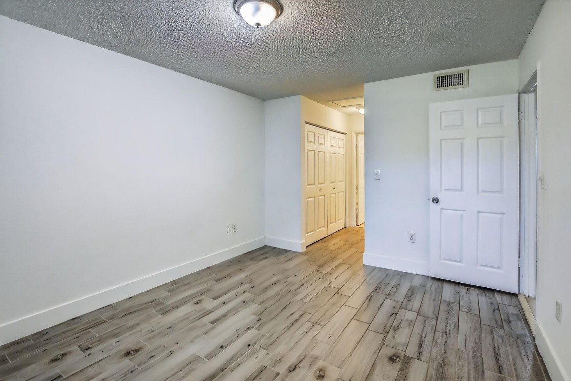 VILLAS DE VENEZIA CONDO - Residential