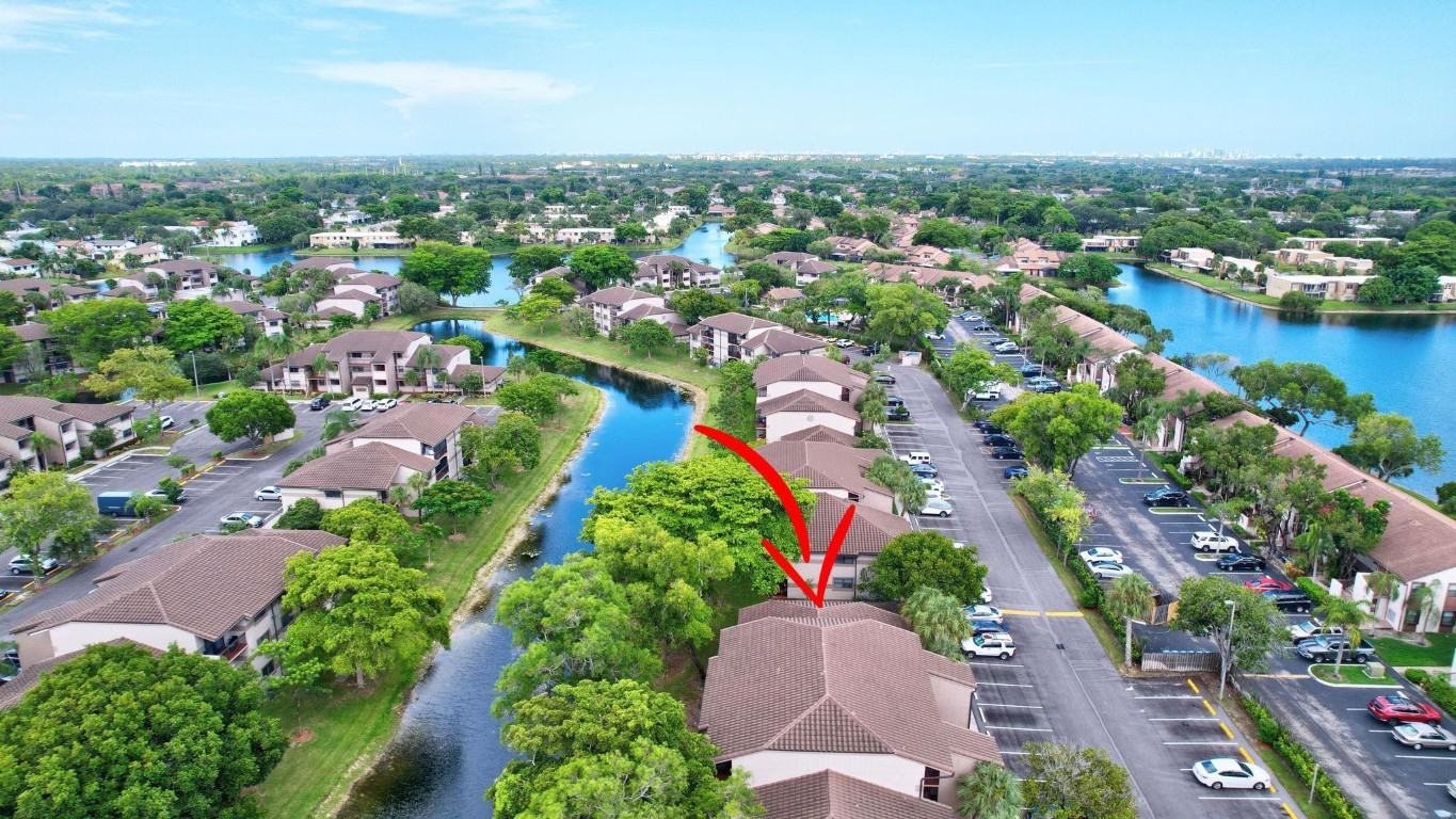 VILLAS DE VENEZIA CONDO - Residential