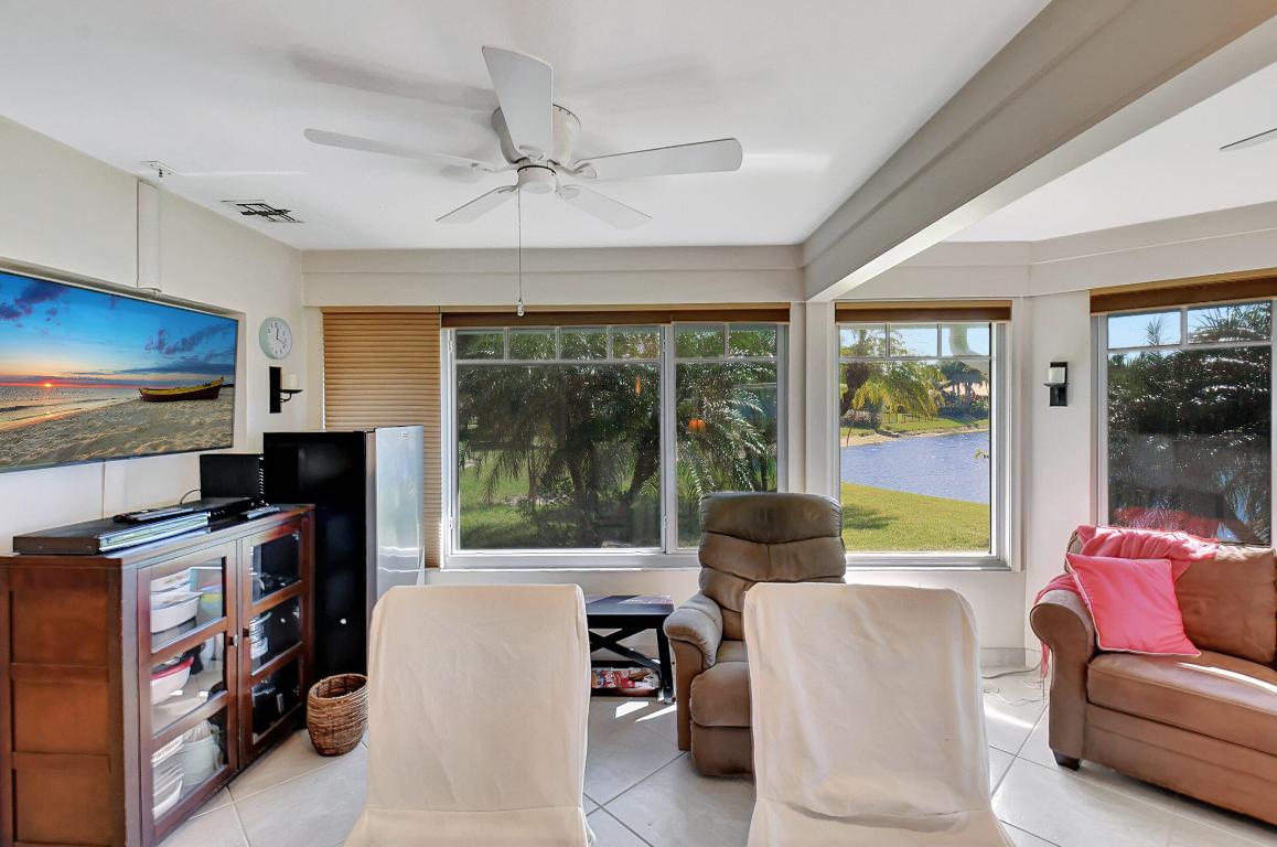 DELRAY DUNES - Residential