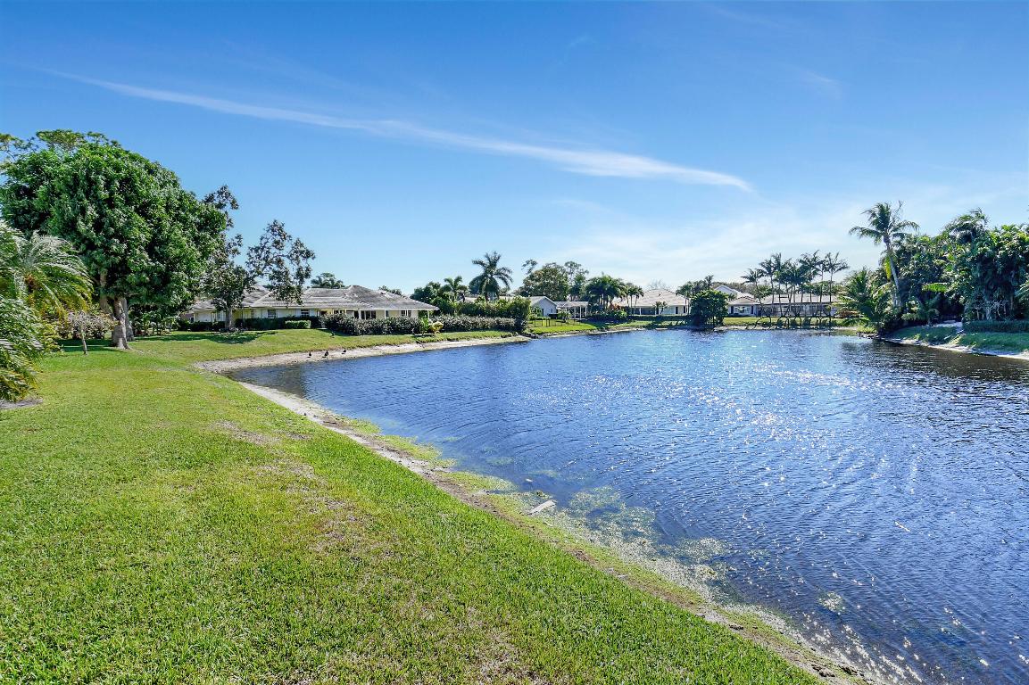 DELRAY DUNES - Residential
