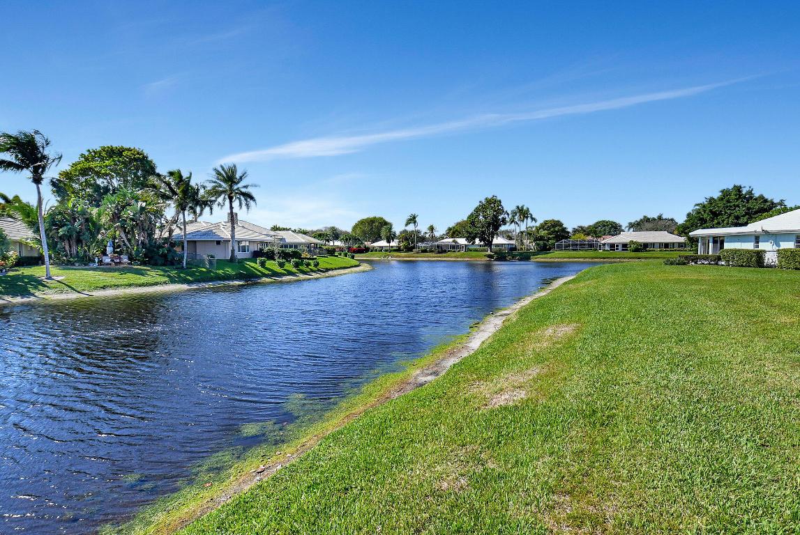 DELRAY DUNES - Residential