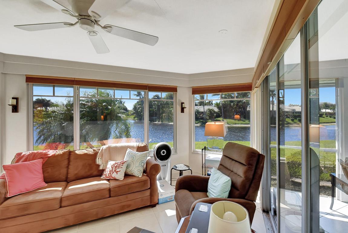 DELRAY DUNES - Residential