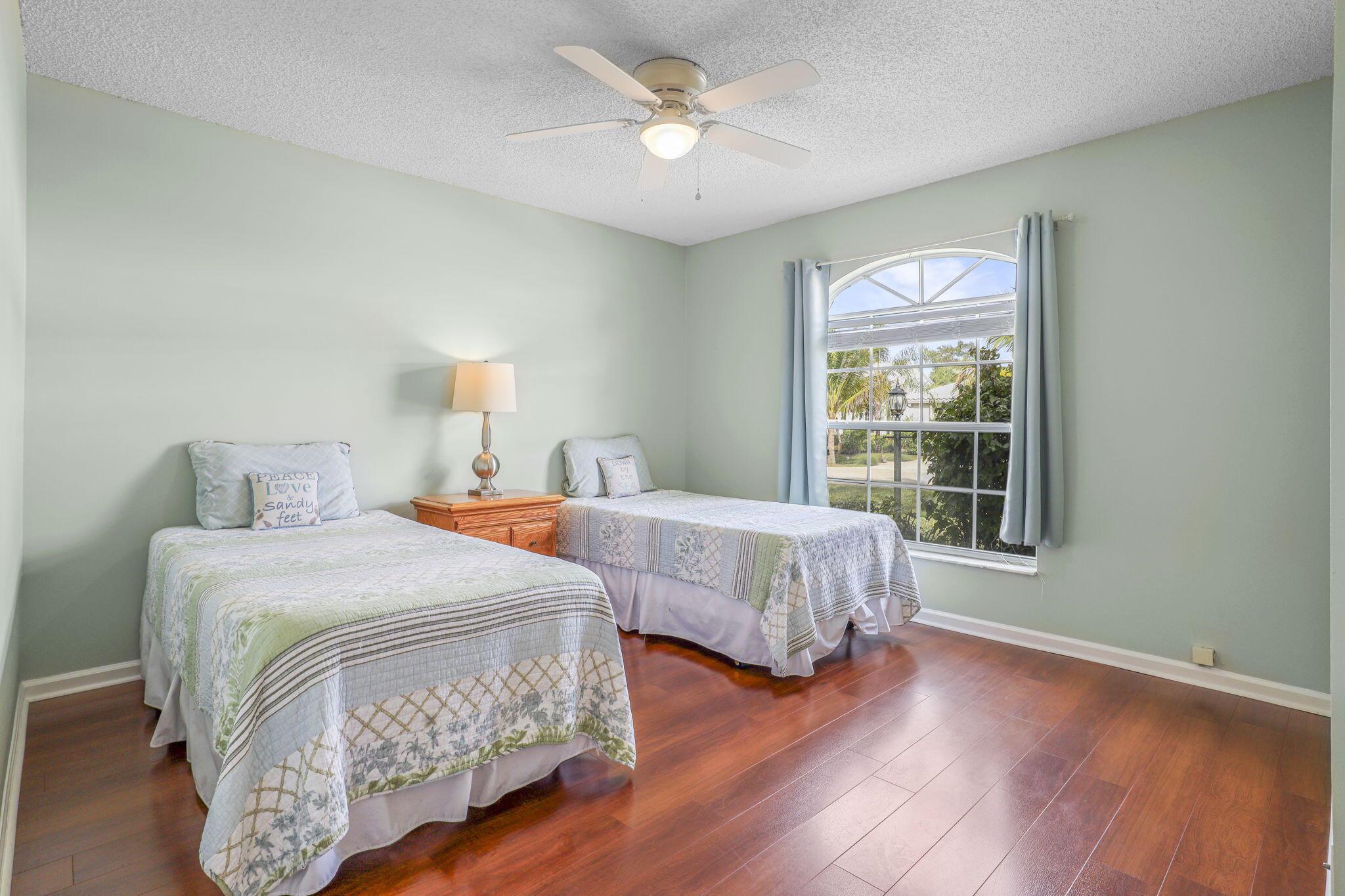 NORTH PASSAGE - Residential