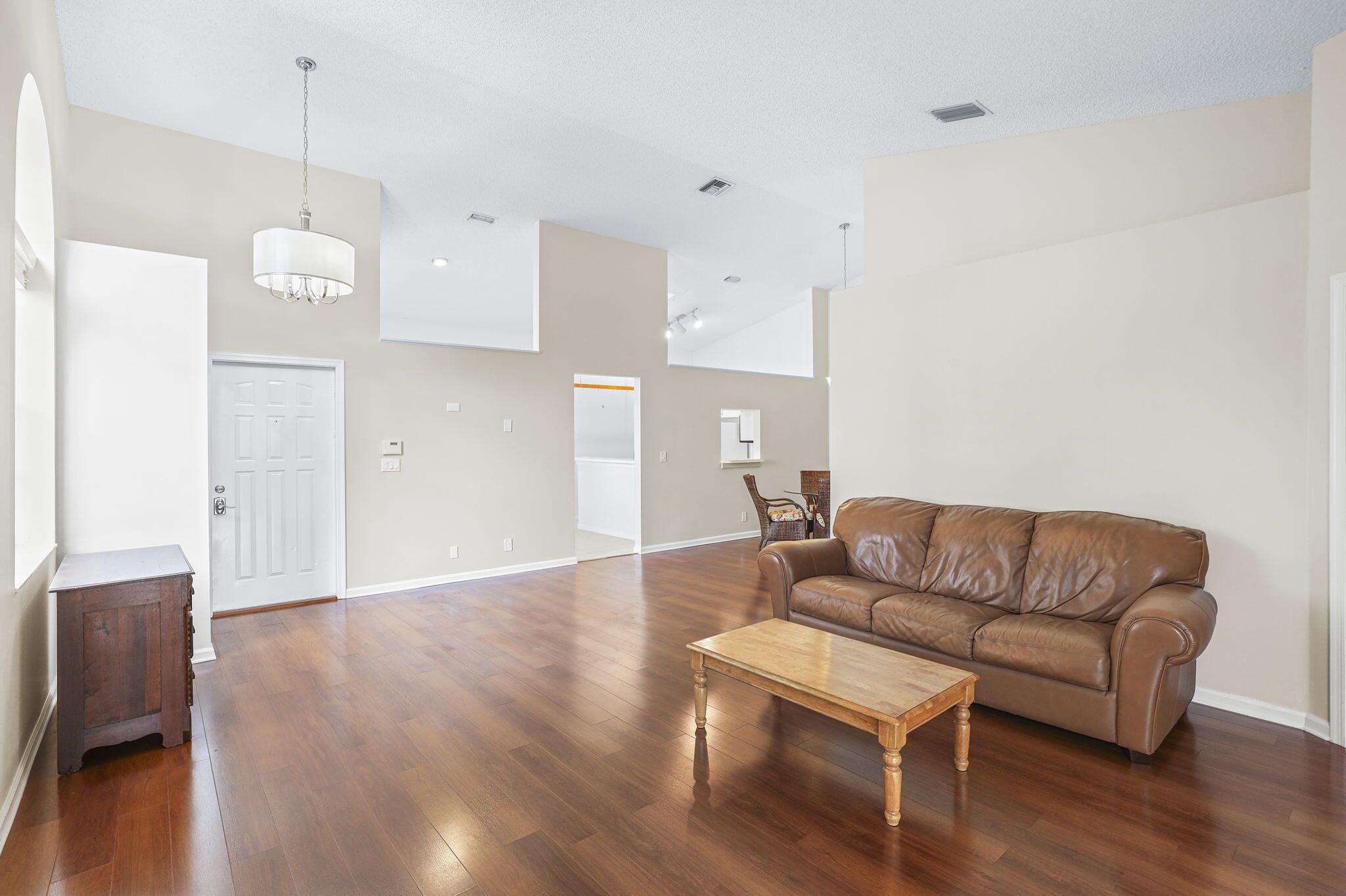 NORTH PASSAGE - Residential