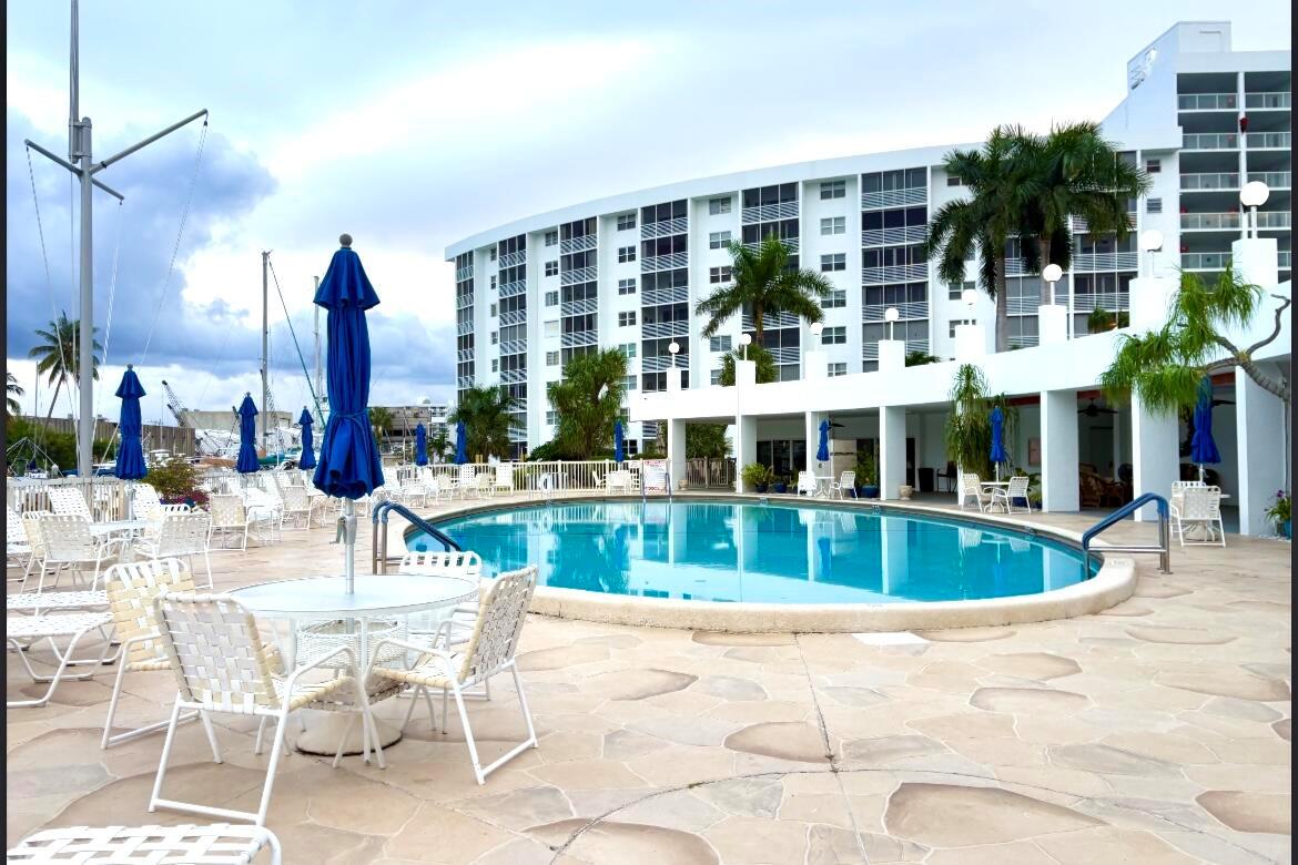 GARDEN-AIRE VILLAGE - Residential Lease