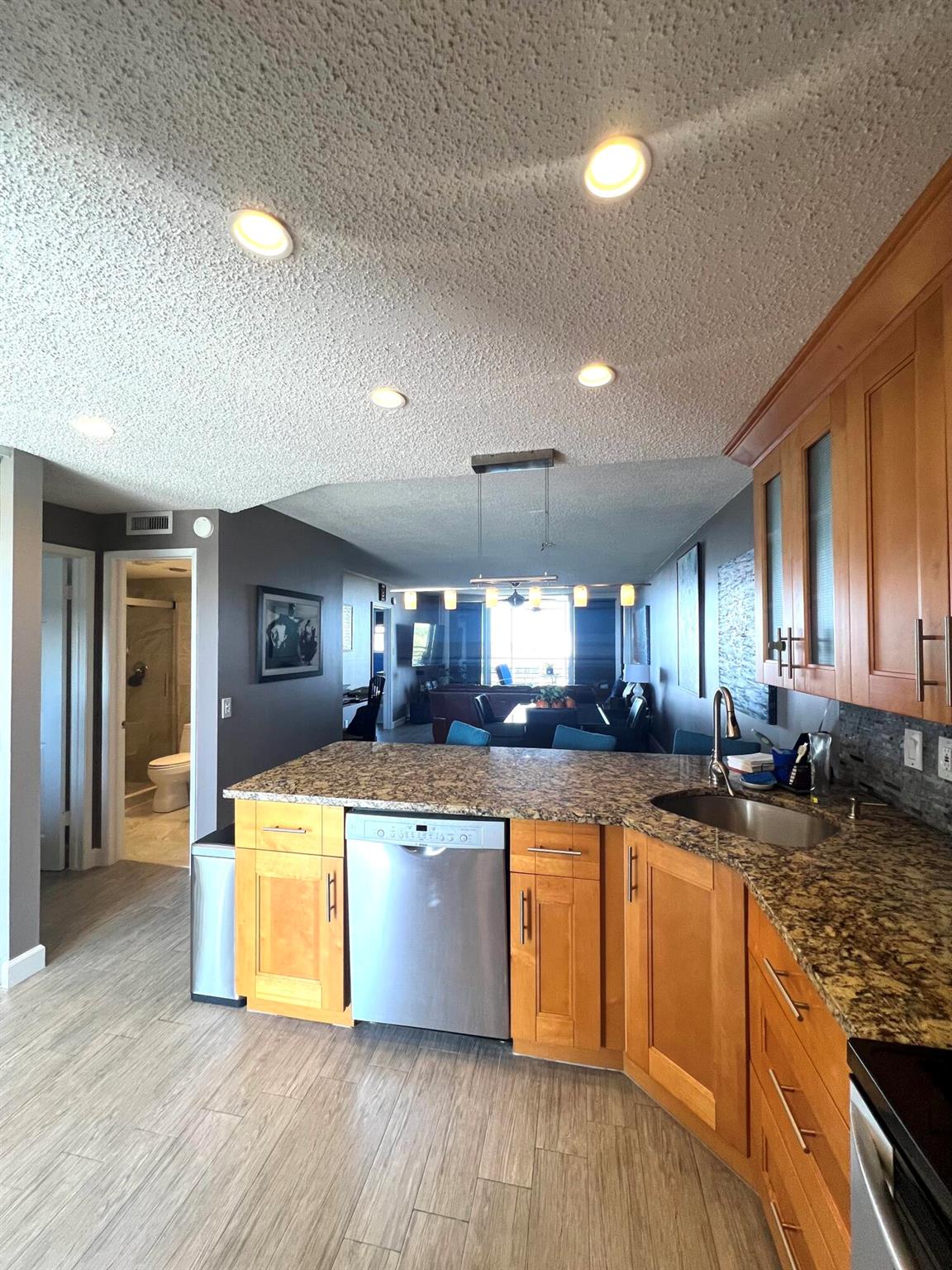 GARDEN-AIRE VILLAGE - Residential Lease