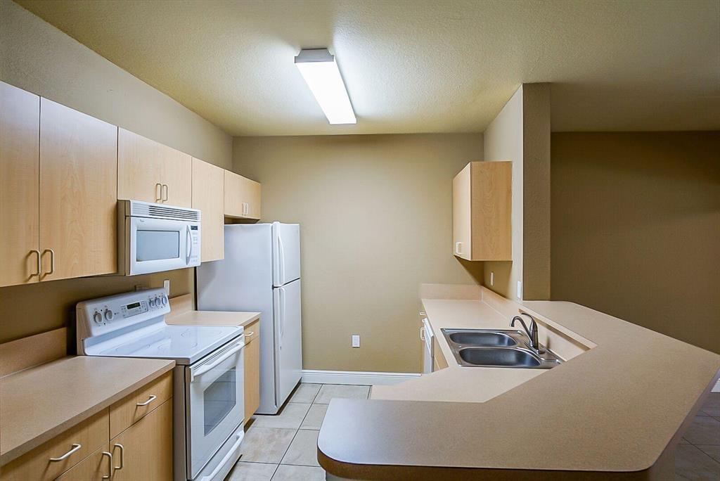 THE BELMONT II AT ST LUCIE WEST, A CONDOMINIUM - Residential