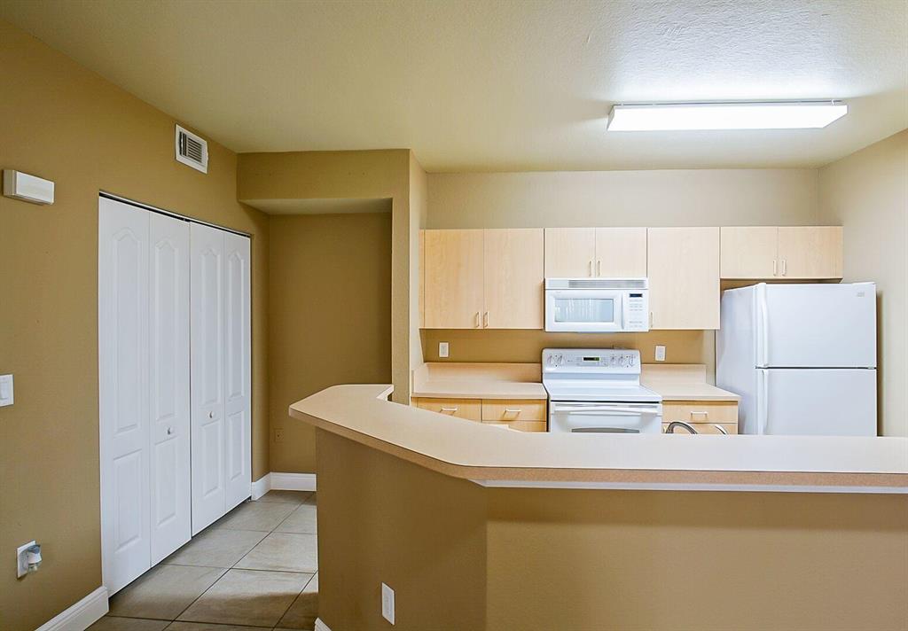 THE BELMONT II AT ST LUCIE WEST, A CONDOMINIUM - Residential