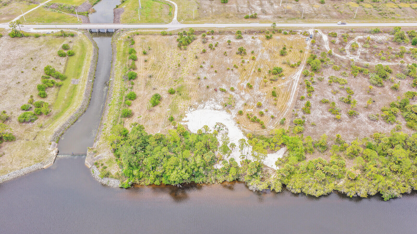 00 SW Citrus Boulevard S