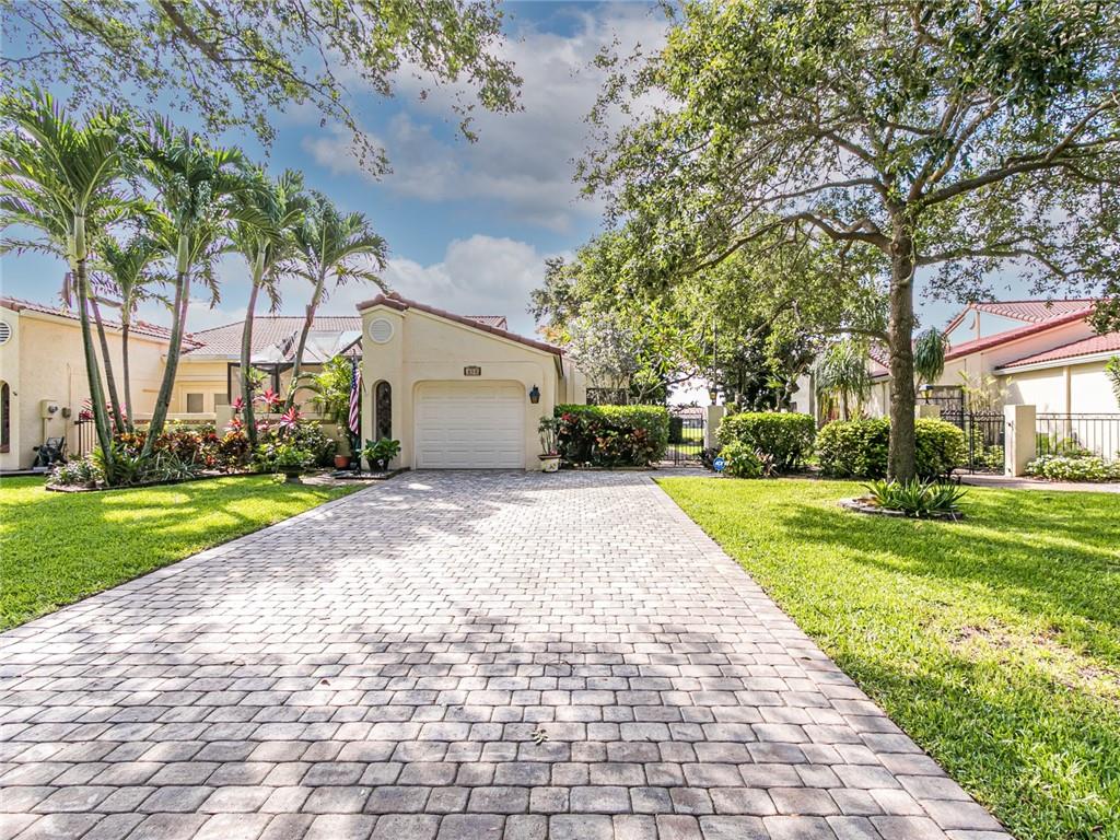 Villas of Deer Creek - Residential