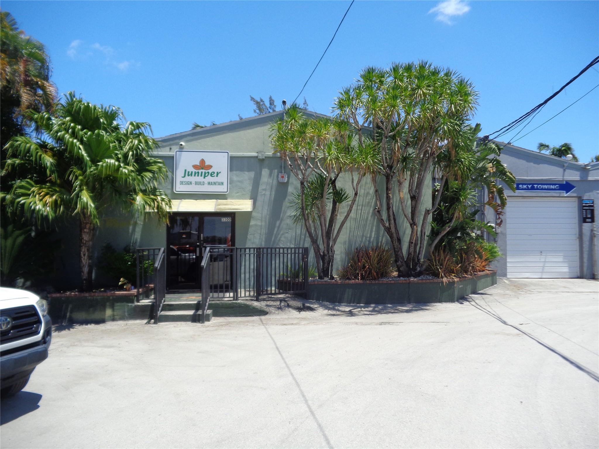 3300 Burris Rd