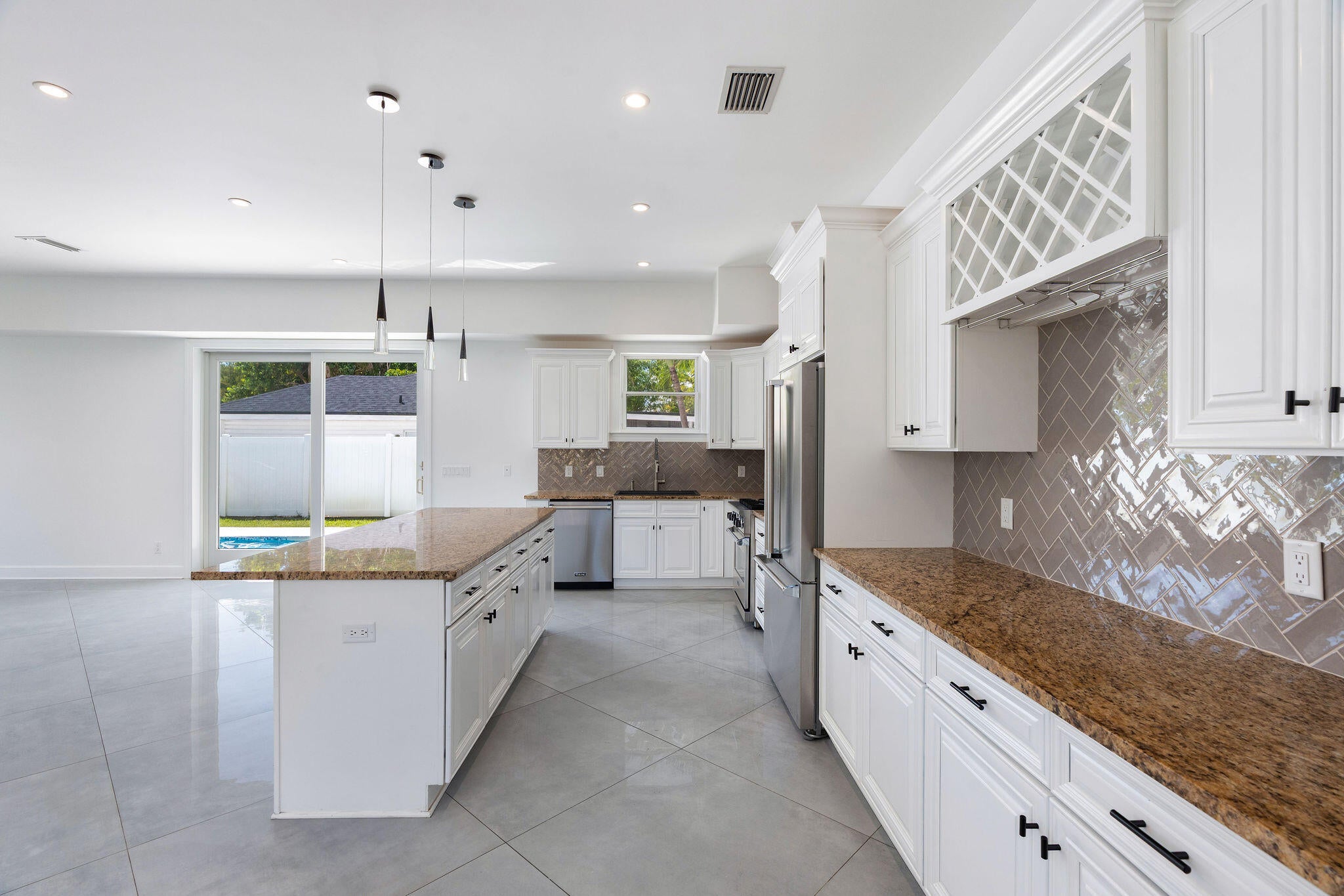 100 NORWOOD Road