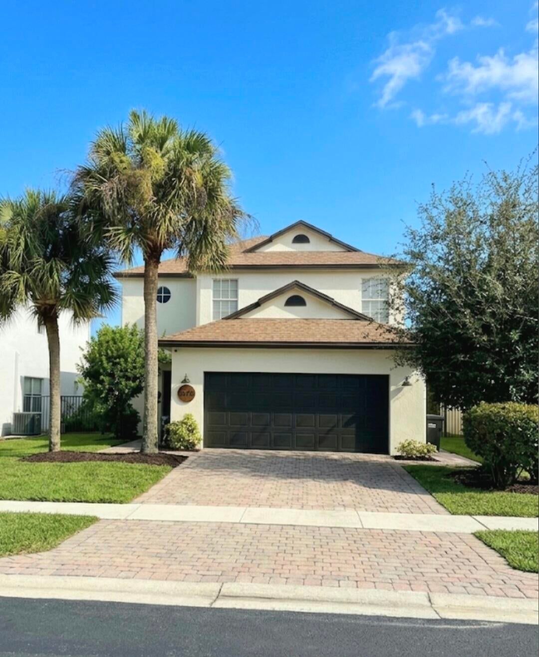 5676 Azalea Circle