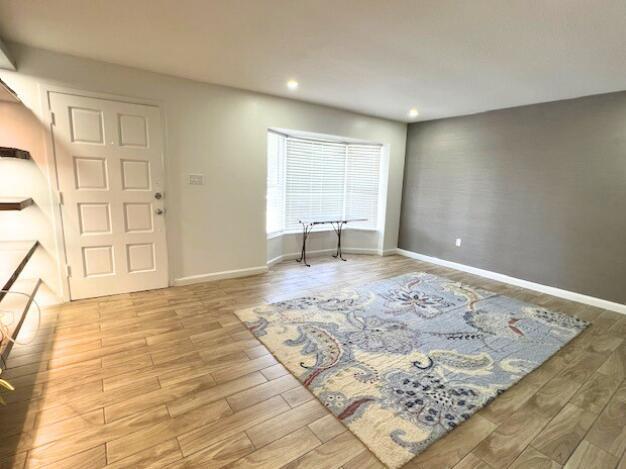 9148 Oakwood Drive
