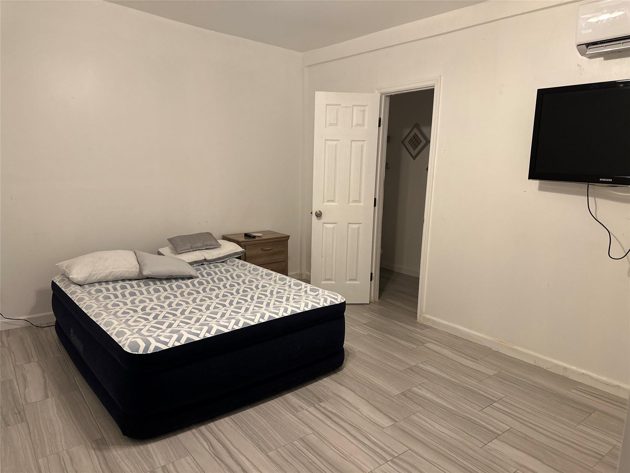 Acreage & Unrec - Residential