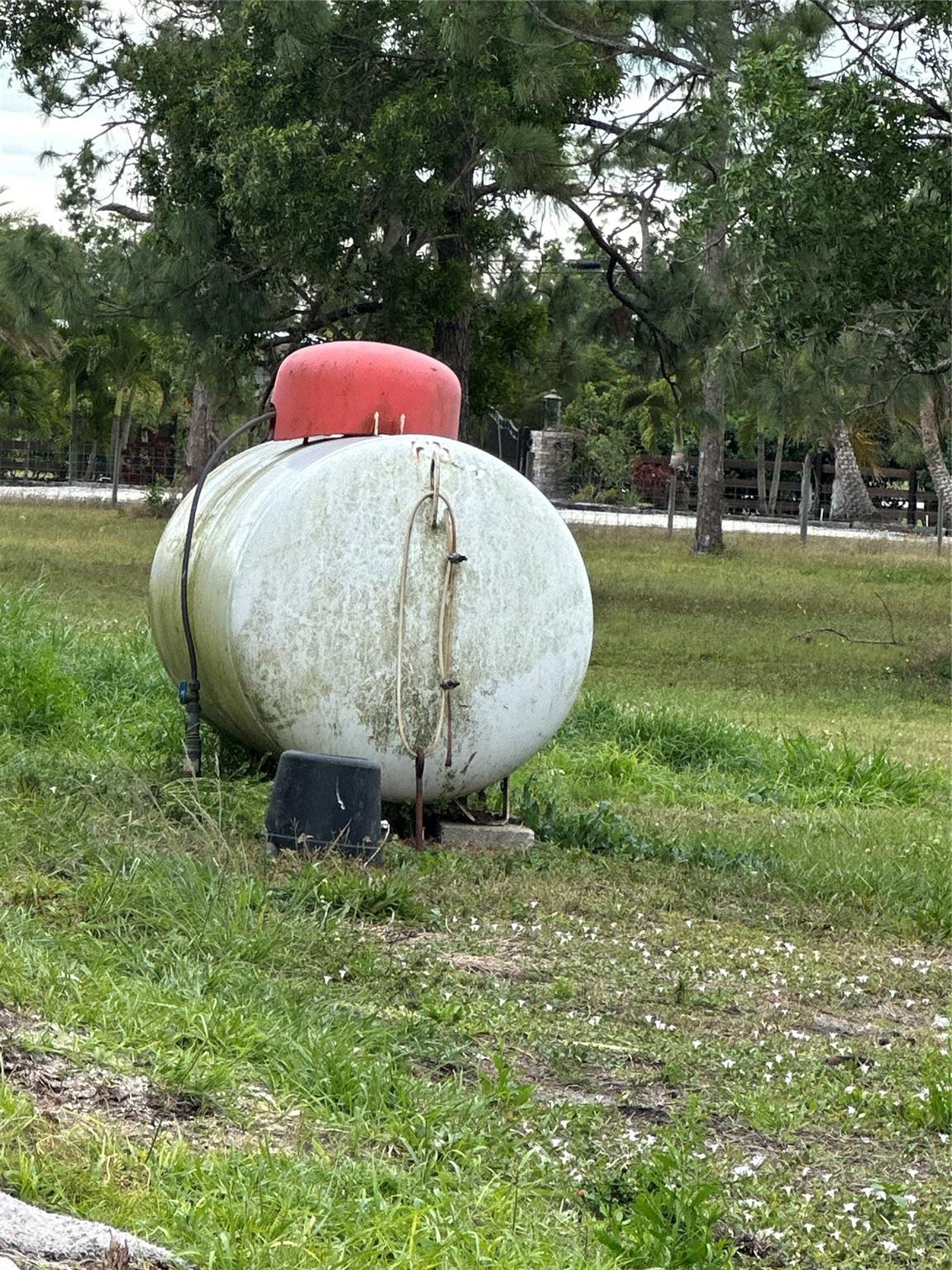 Acreage & Unrec - Residential