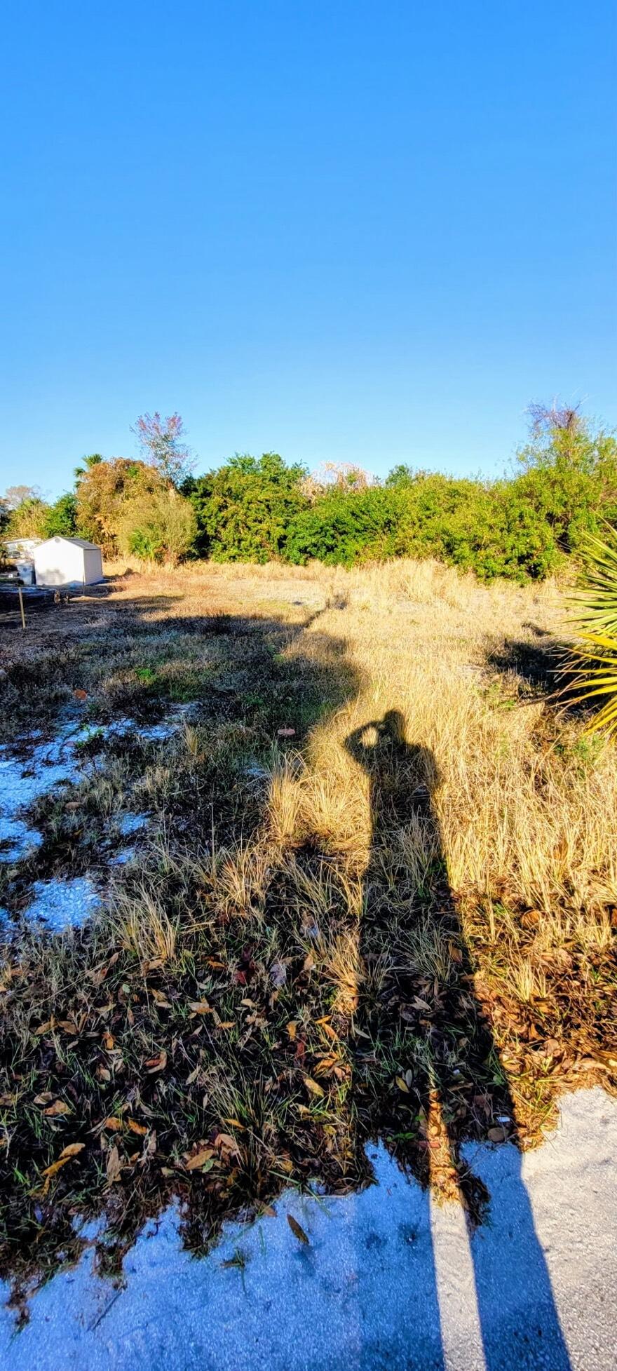 LINCOLN PARK ESTATES - Land