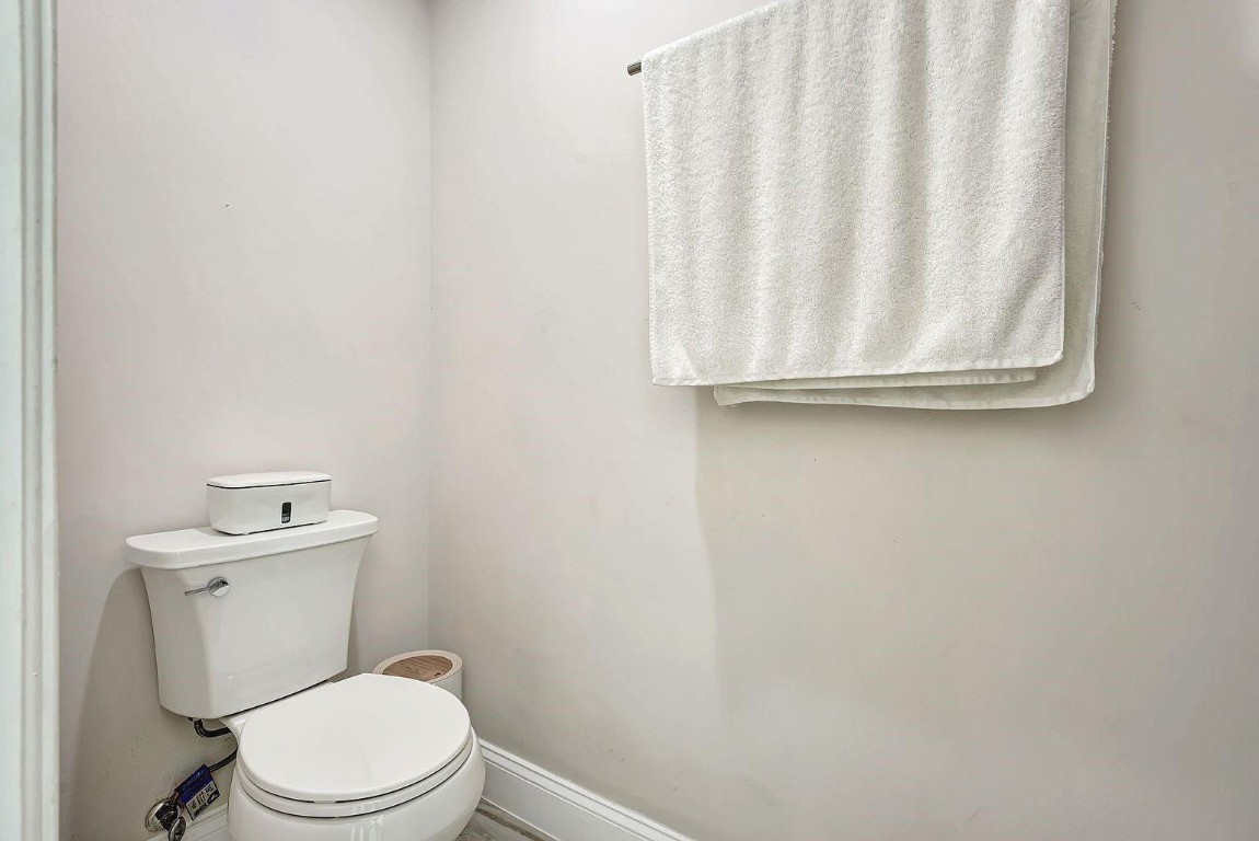 Countrys Point 119-29 B - Residential