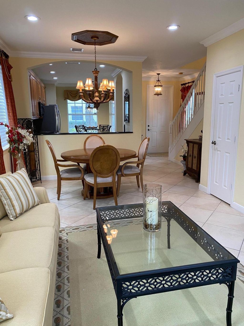 Photo of 635 Castle Drive, Palm Beach Gardens, FL 33410 (MLS # R11154948)