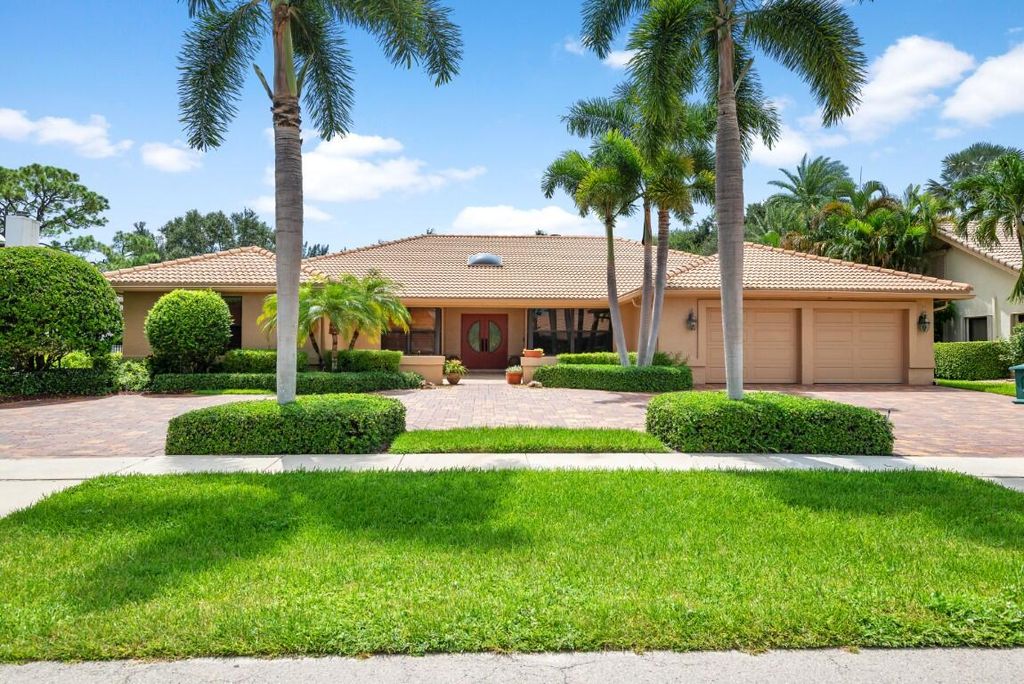 Photo of 10828 Boca Woods Lane, Boca Raton, FL 33428 (MLS # R11019142)