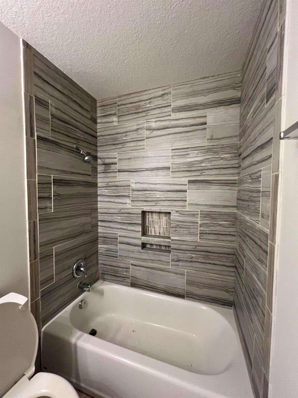 LAKEWOOD PARK UNIT 10 - Residential