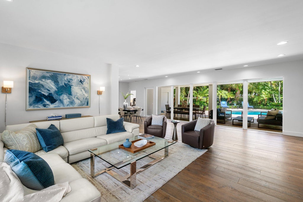 Photo of 225 NW 11TH Street, Delray Beach, FL 33444 (MLS # B26072829)