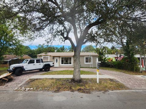 6821 SW 17th Street North Lauderdale FL 33068