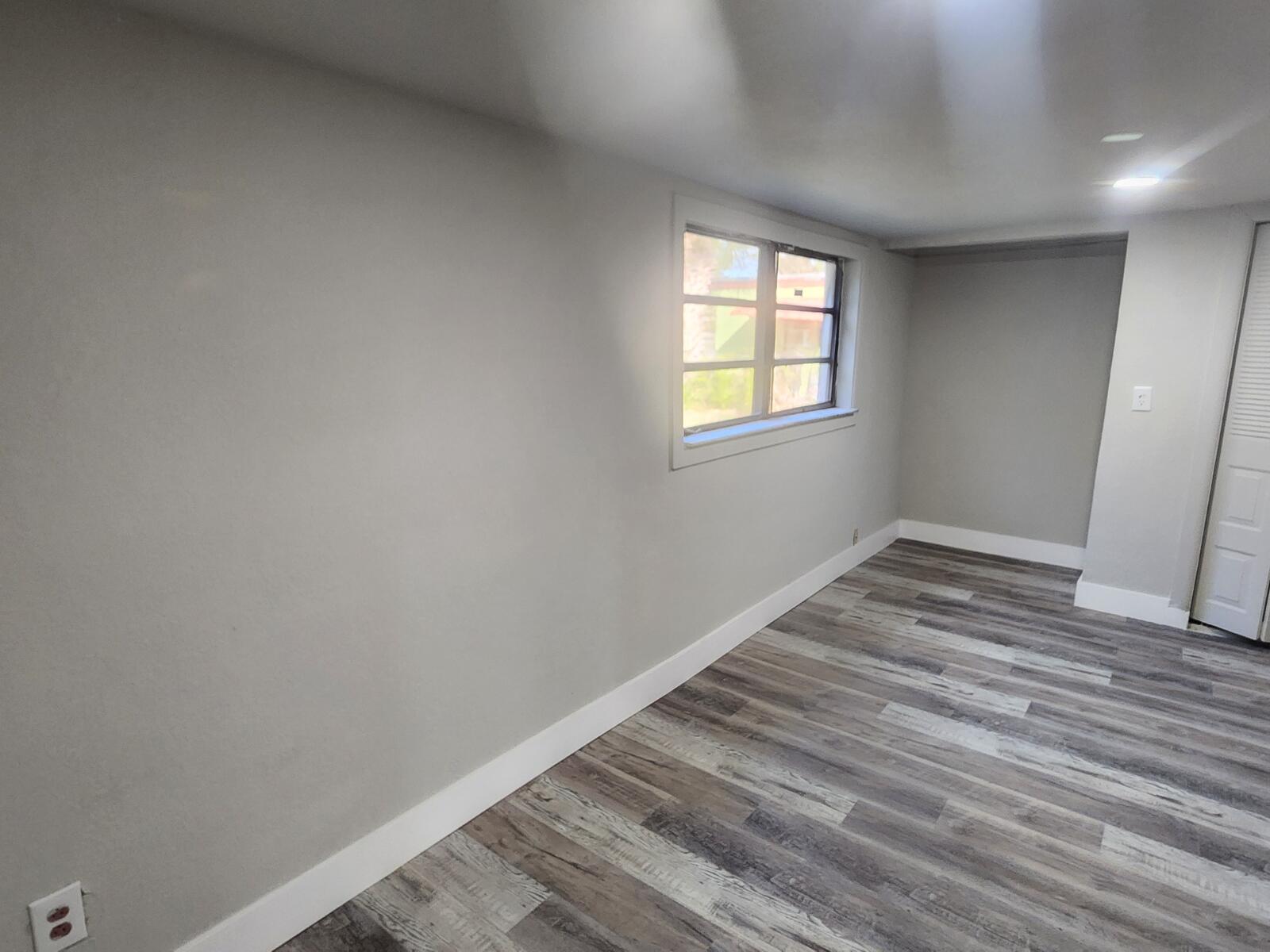 BROADVIEW COUNTRY CL - Residential