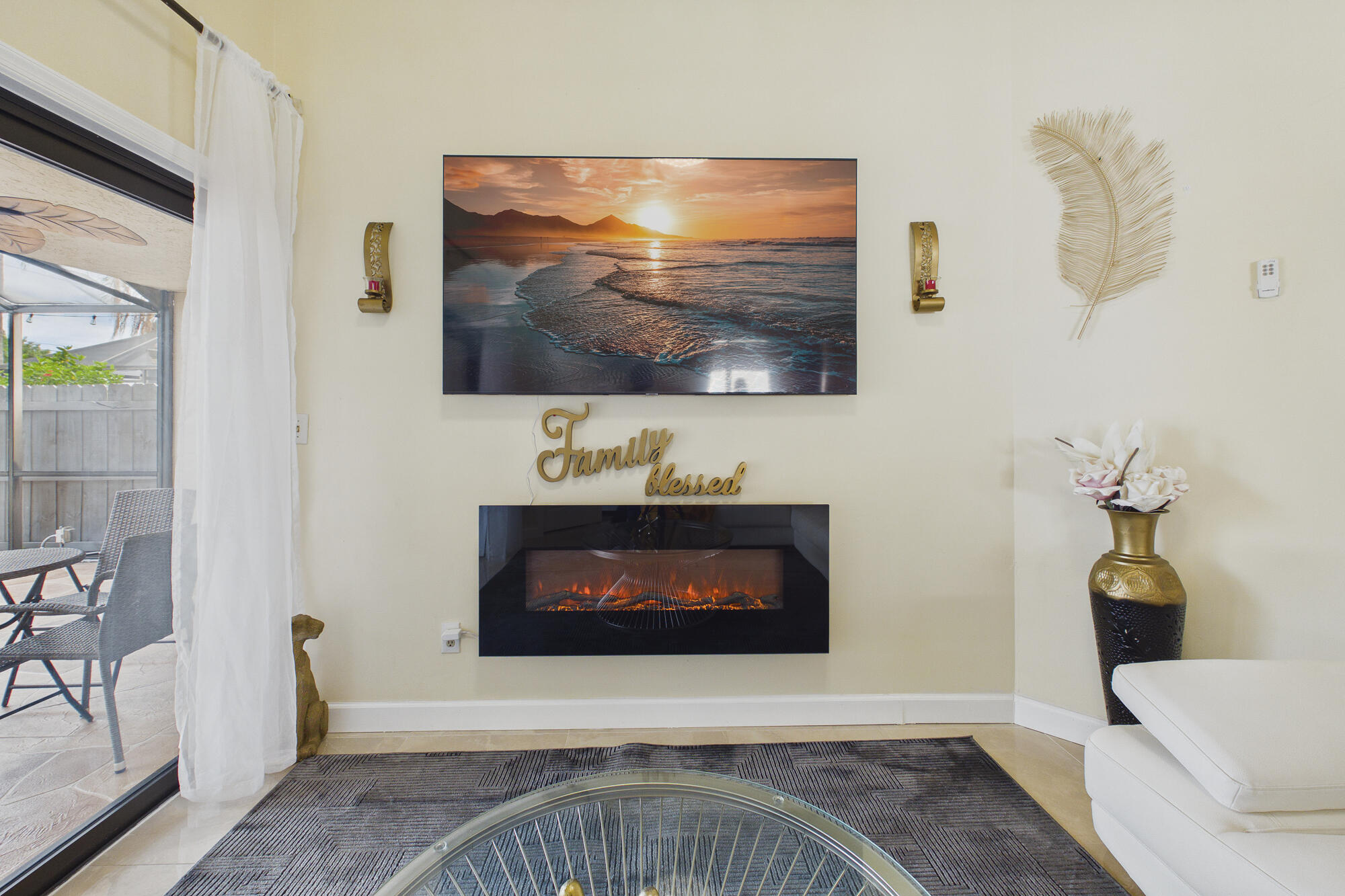 EXECUTIVE ESTATES/CITRUS  GLEN - Residential