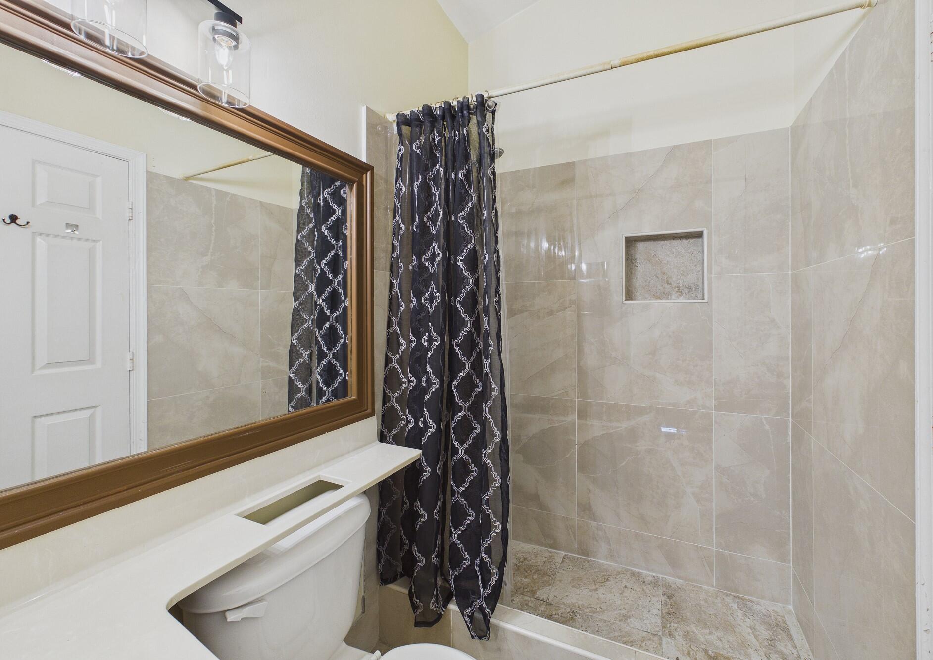 EXECUTIVE ESTATES/CITRUS  GLEN - Residential