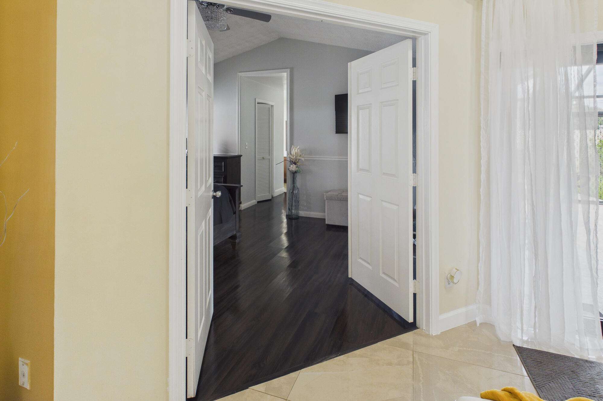 EXECUTIVE ESTATES/CITRUS  GLEN - Residential