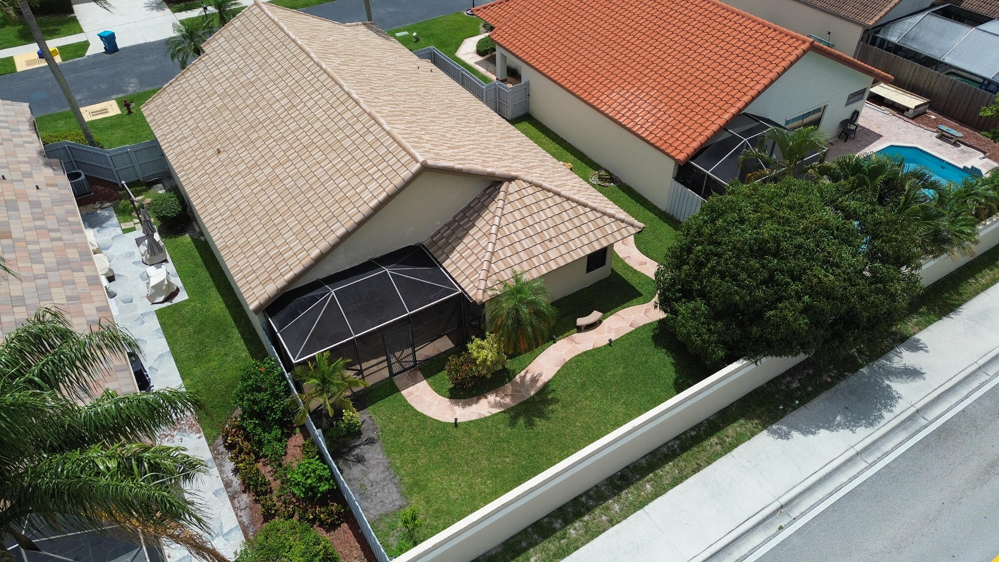 EXECUTIVE ESTATES/CITRUS  GLEN - Residential