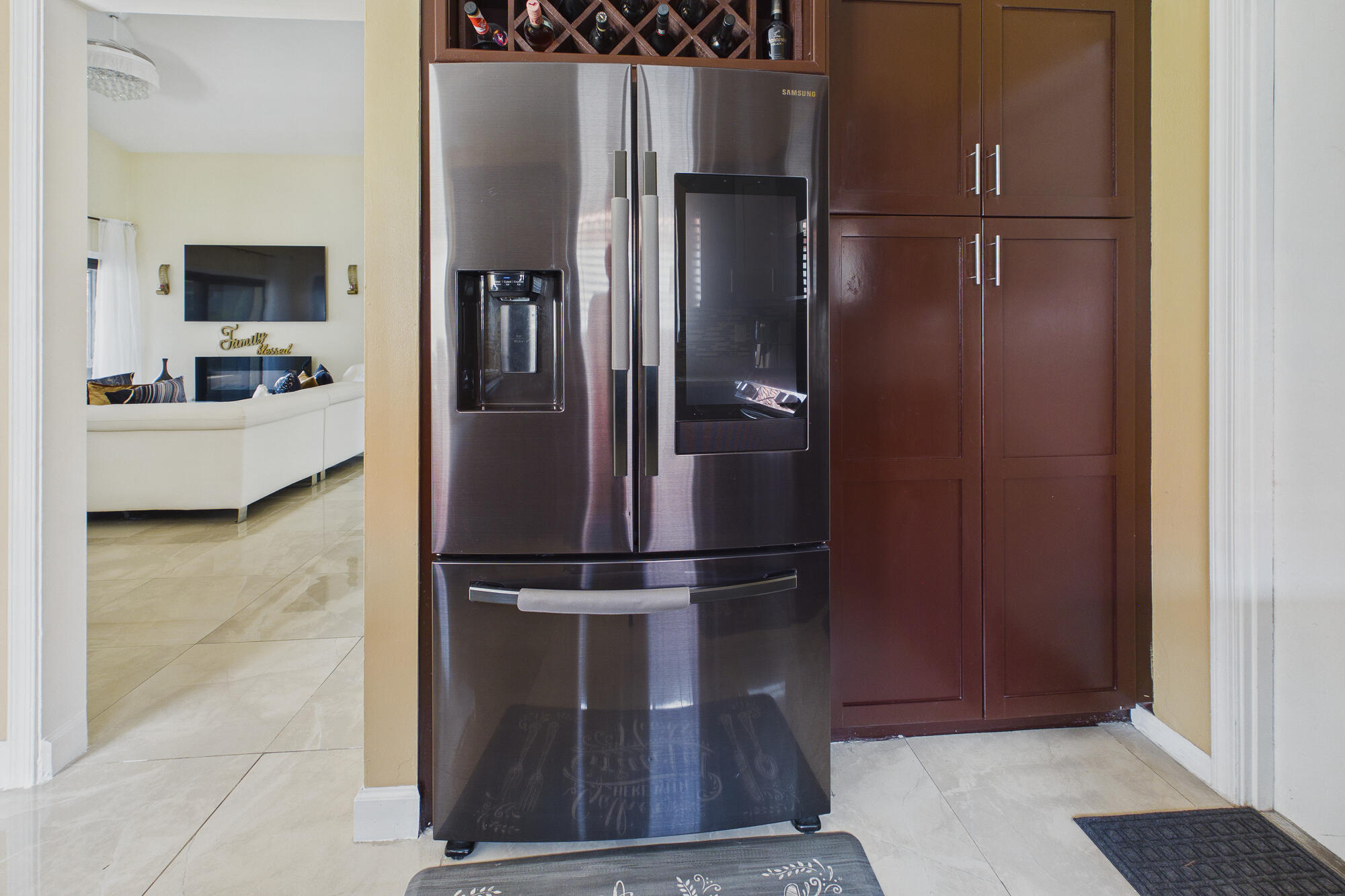 EXECUTIVE ESTATES/CITRUS  GLEN - Residential