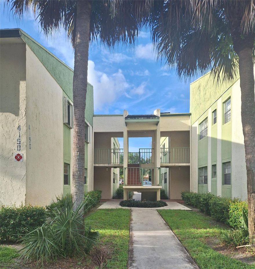 Beautiful updated 2 Bed 1 Bath Condo. Brand new refrigerator, stove and dishwasher, updated kitchen and bath. Parking spot next to the entrance of building, lots of amenities, safe neighborhood.