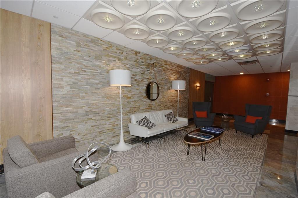 Coral Ridge Towers South - Residential