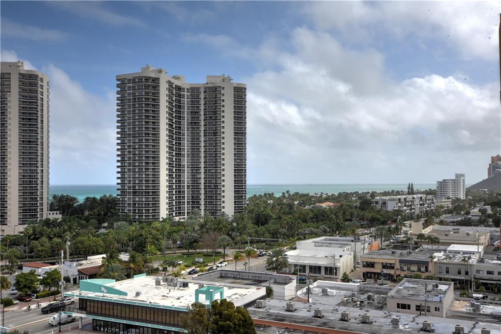 Coral Ridge Towers South - Residential