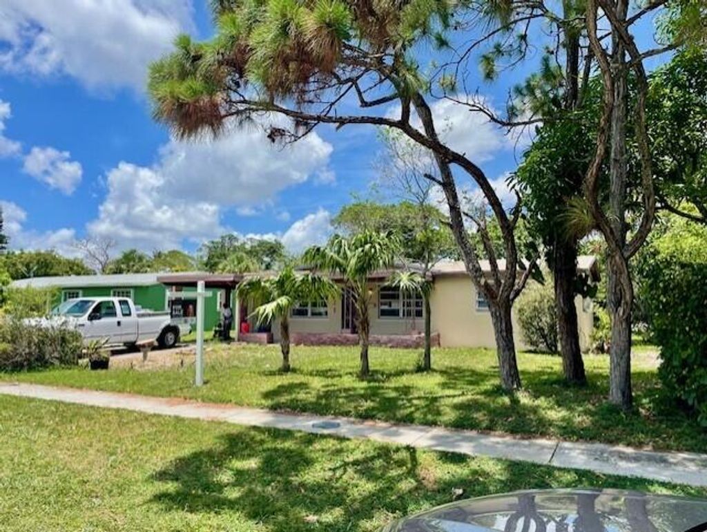 Photo of 3221 Jackson Boulevard, Fort Lauderdale, FL 33312 (MLS # R11098544)