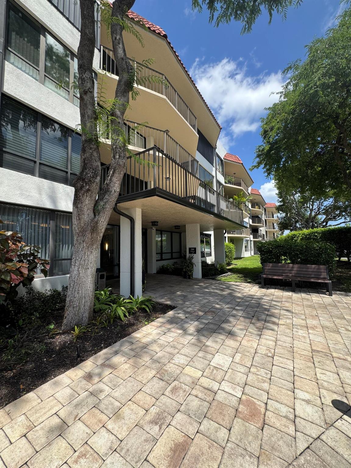 PORTA BELLA EAST AND PORT - Residential Lease