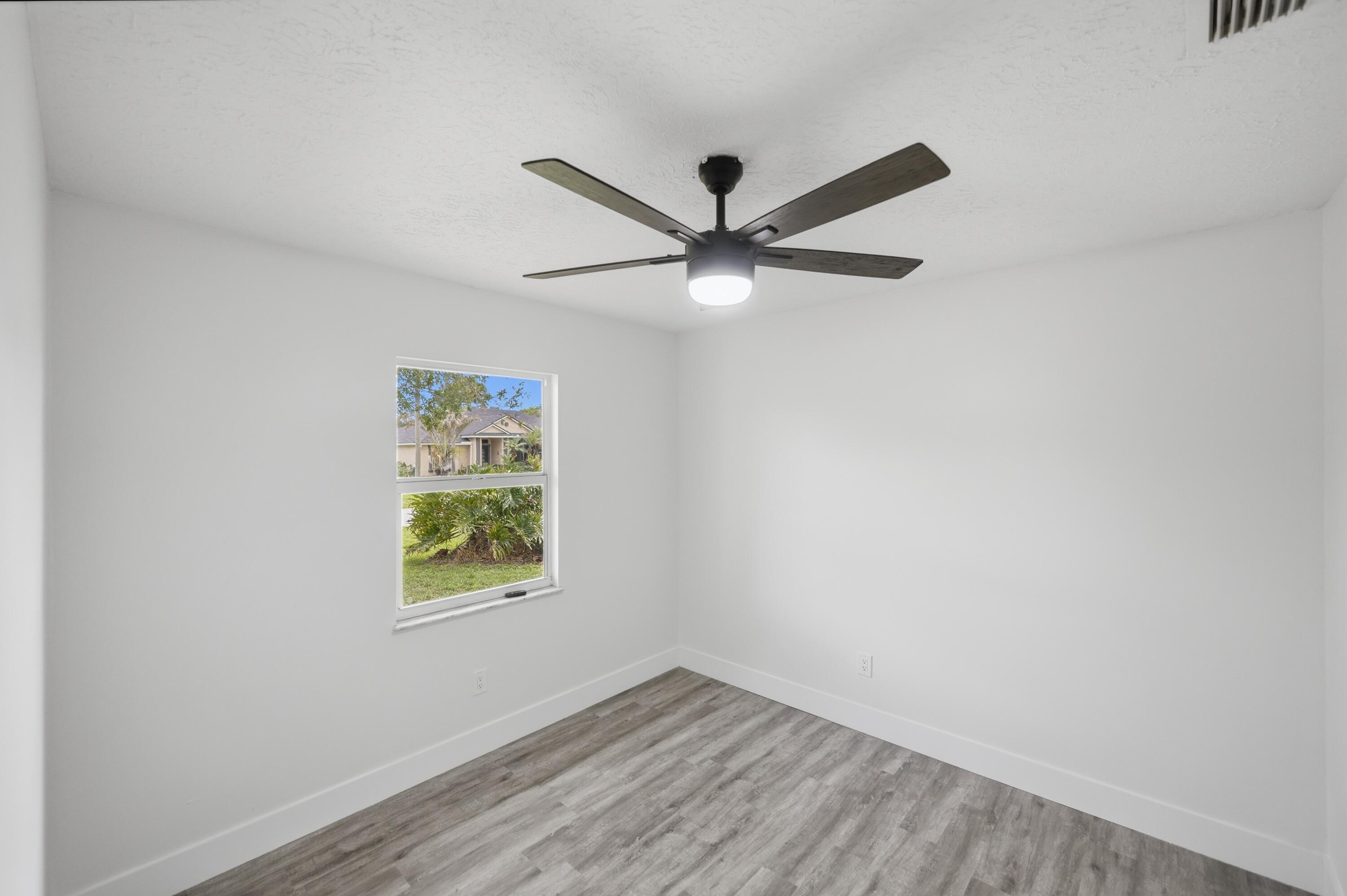 PORT ST LUCIE SECTION 12 - Residential