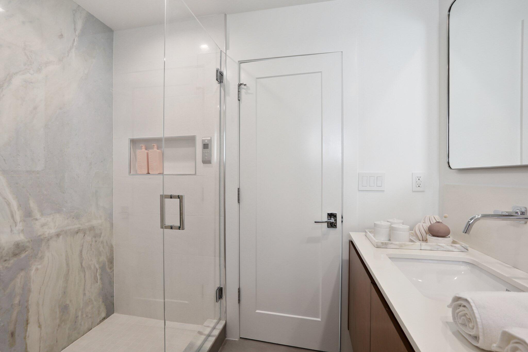 LAS OLAS PARK CORR PLAT - Residential