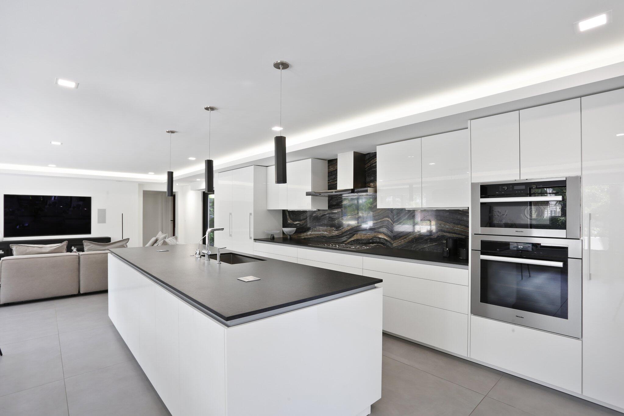 LAS OLAS PARK CORR PLAT - Residential