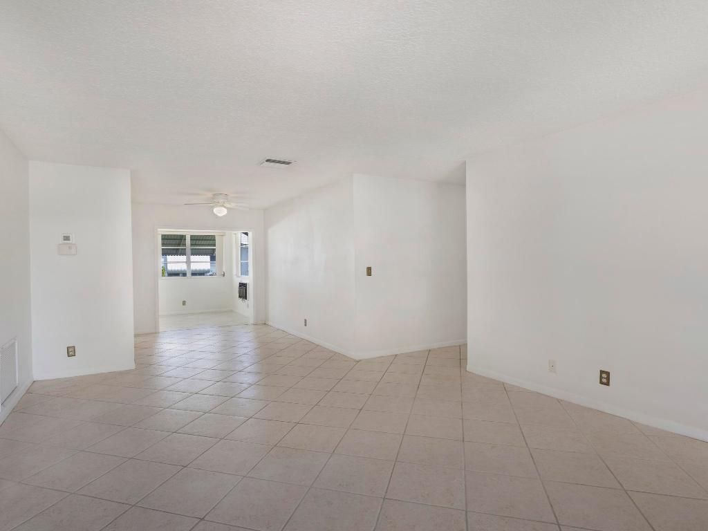 Photo of 1103 Reposo Avenue, Boynton Beach, FL 33426 (MLS # R11082056)