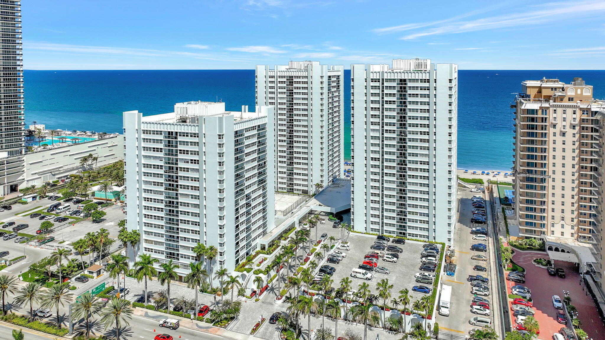 La Mer - Residential