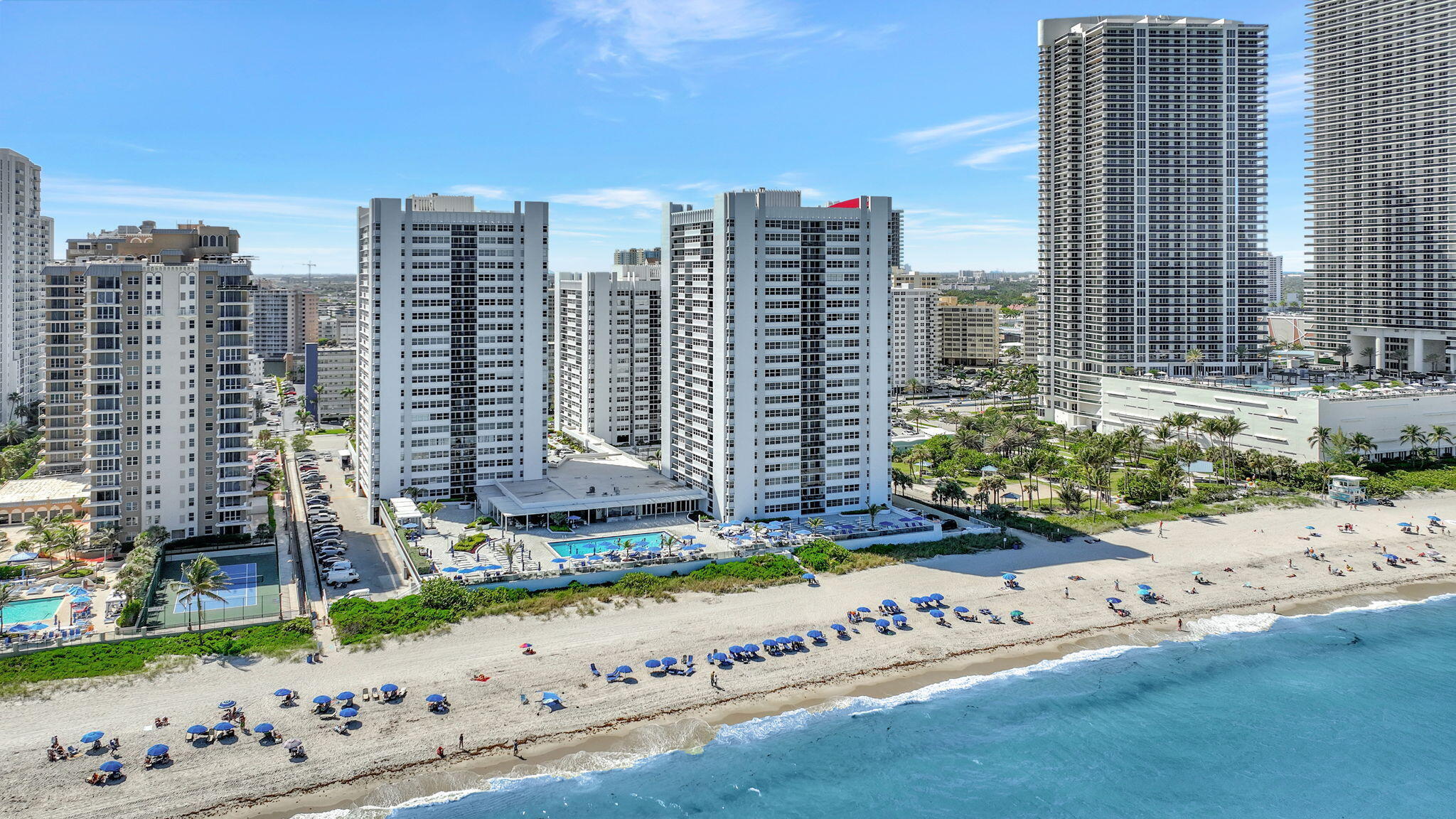 La Mer - Residential