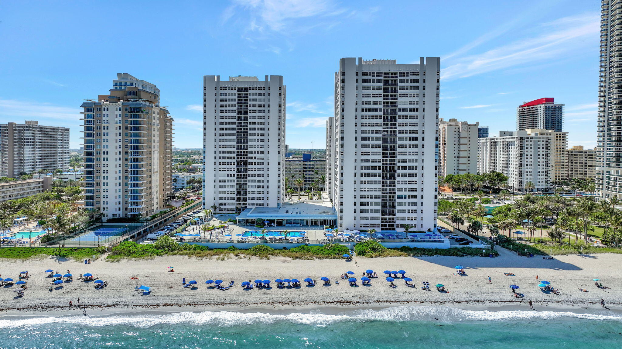 La Mer - Residential