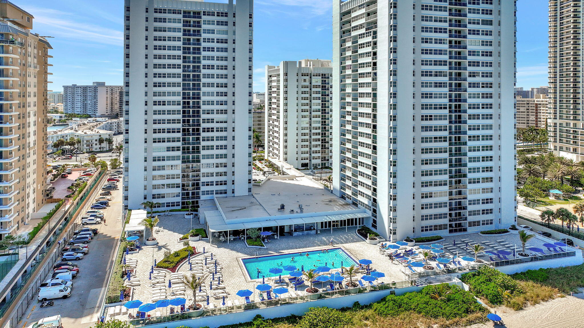 La Mer - Residential
