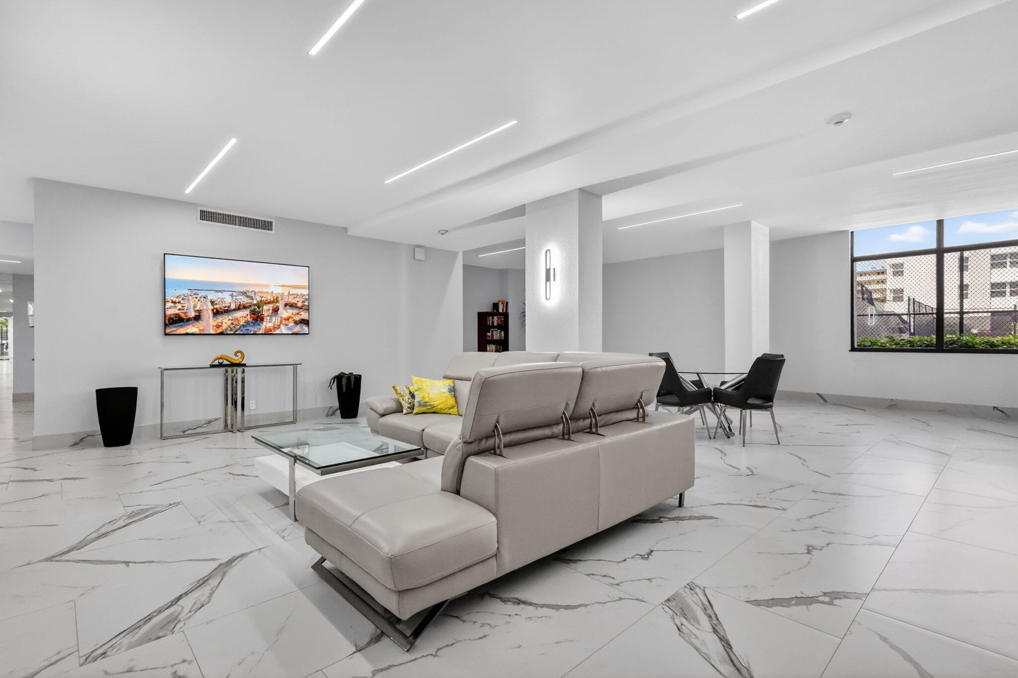 La Mer - Residential
